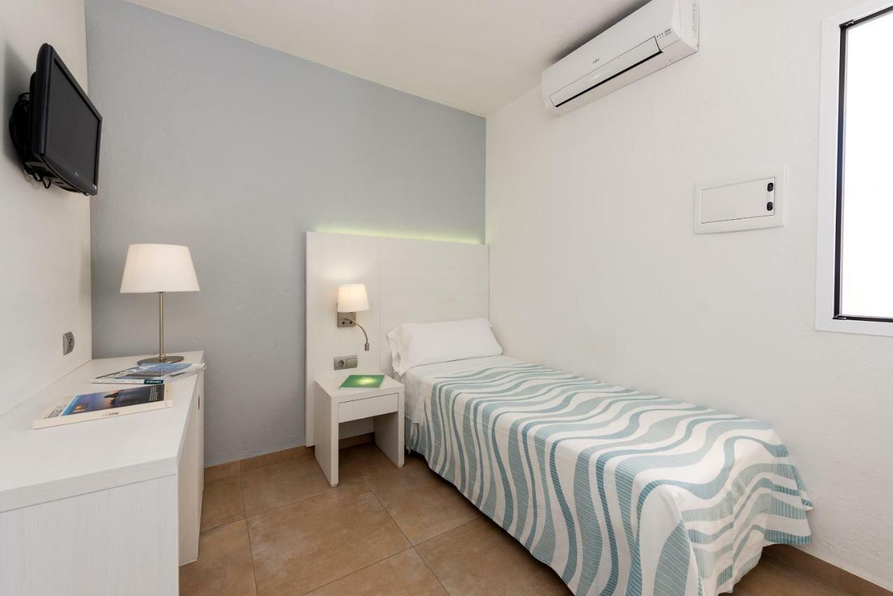 Single Room with Private Bathroom,1125321714:JPEG